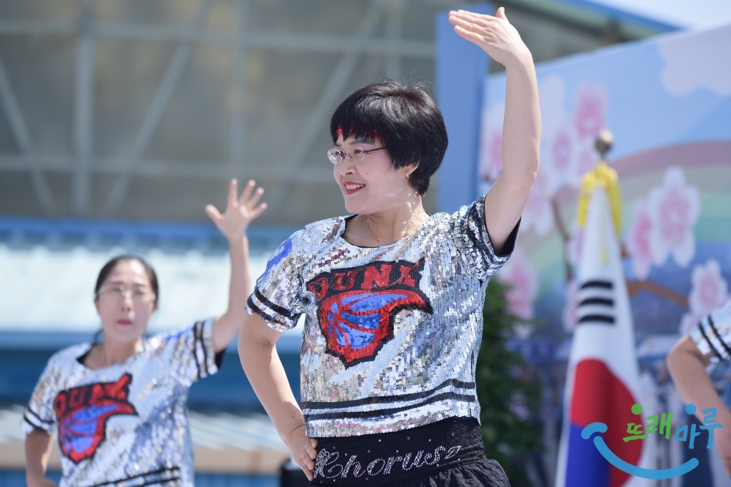 D81_1570.jpg